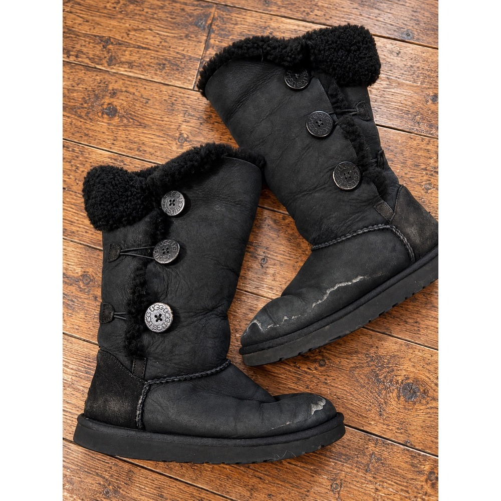 Y2K UGG Australia Bailey Button Black Suede Tall Boots 8 Apres Ski 2000s Fall